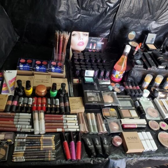 50 pcs Bulk Wholesale Cosmetics Makeup Lot amuse cover girl max factor milani